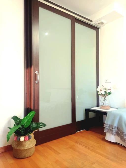 Ferienwohnung Acogedor Apartamento Con Piscina Y Garaje Huesca Exterior foto